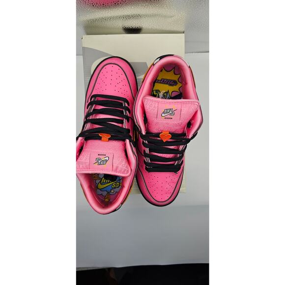 Sz 9m SB DUNK LOW POWER PUFF GIRLS BLOSSOM - Picture 9 of 10